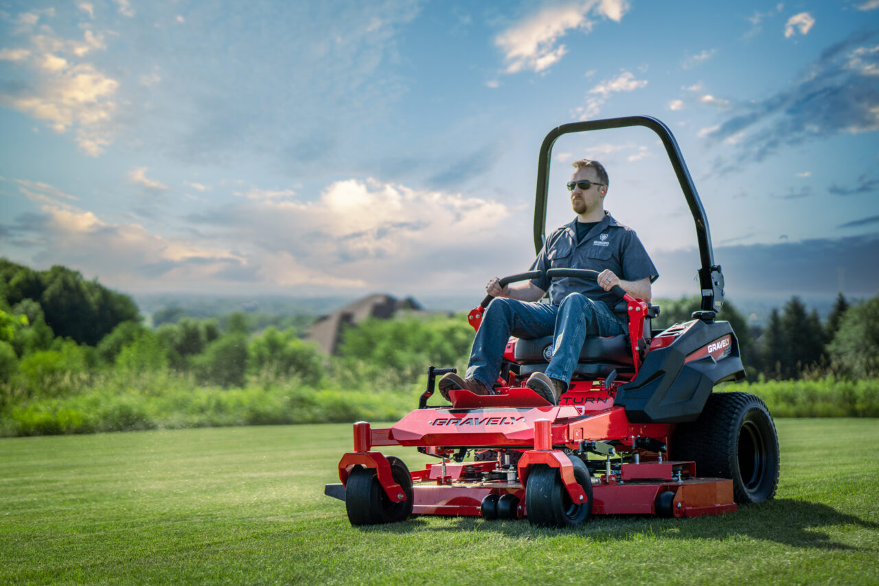 Gravely ZT Mowers - Brothers Equipment