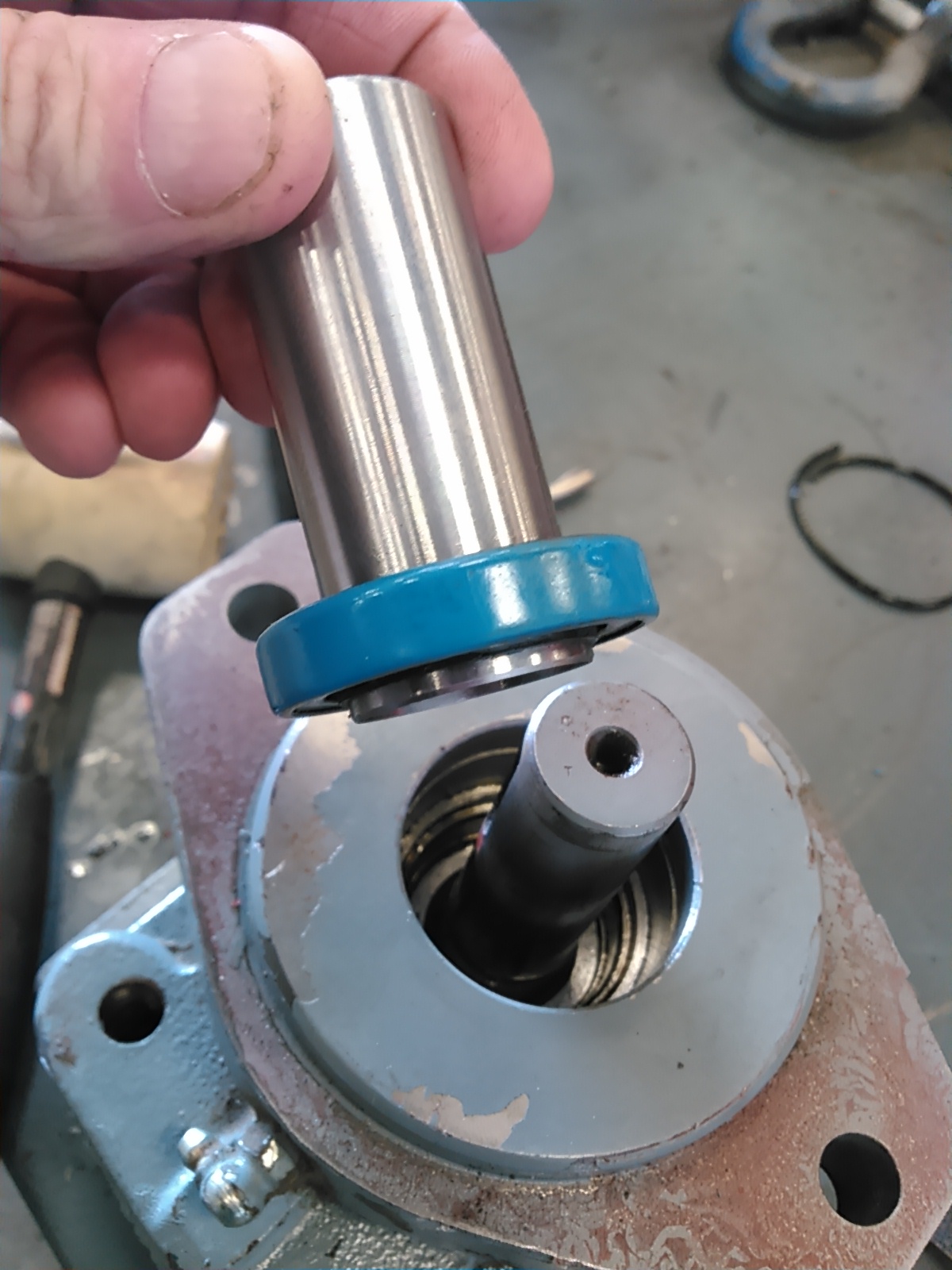 Spinner Motor Seal Installation Instructions